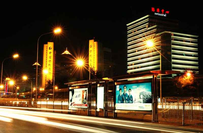 候车亭广告媒体案例-PG电子