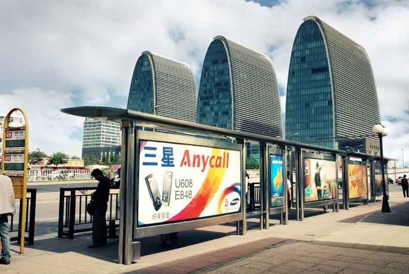 候车亭广告媒体案例-PG电子